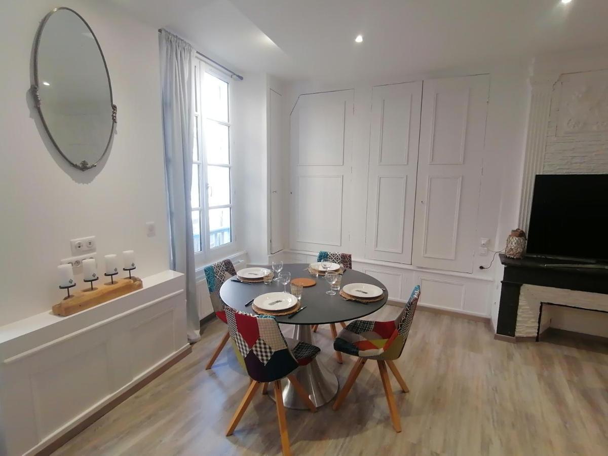 Appartement F2 Dans Le Centre Historique Le Puy-en-Velay Esterno foto